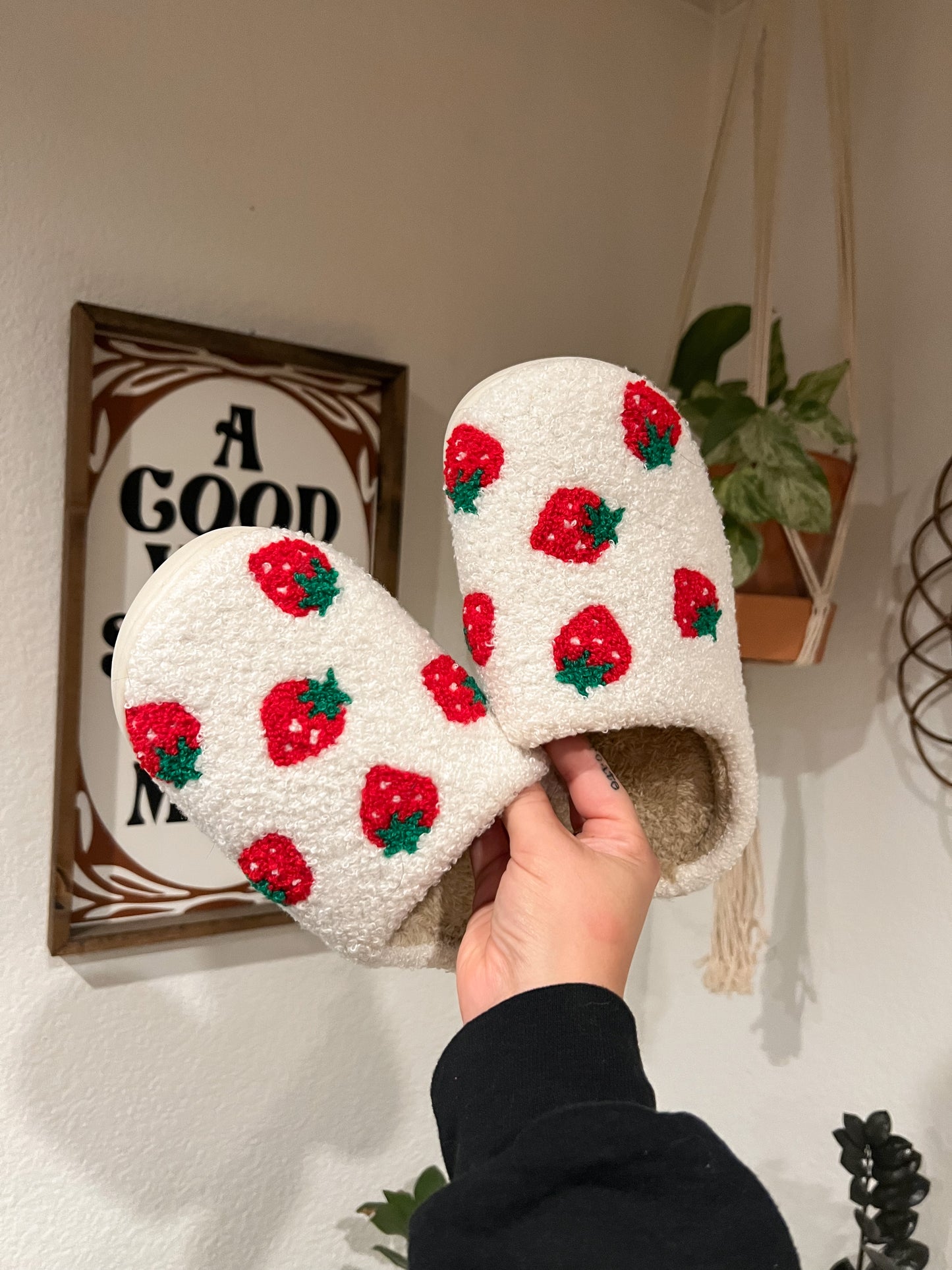 Strawberry Printed Slippers