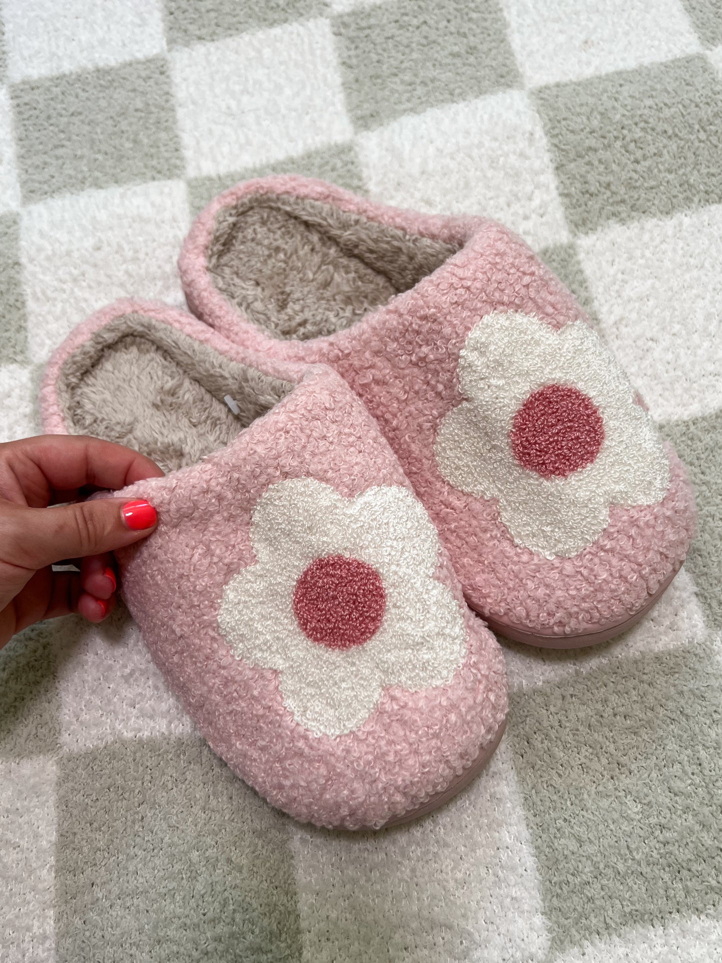 Pink Retro Flower Slippers