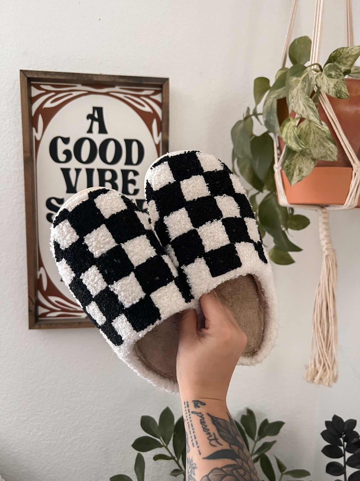 Black Checkered Slippers