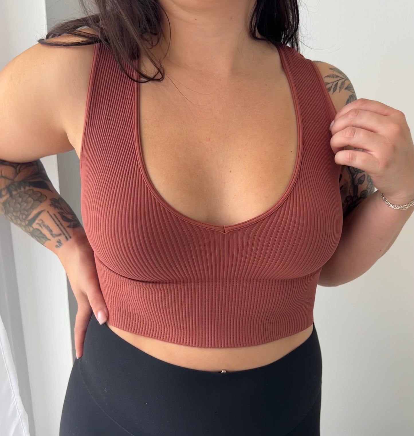 Plunge Seamless Tank Tops