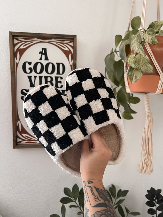 Black Checkered Slippers